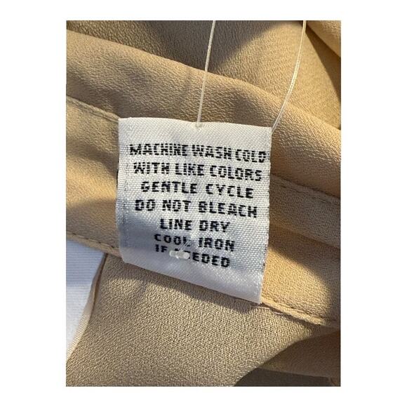 NEW Sami & Jo Women's‎ Beige Button-Up Blouse Large Roll-Tab Sleeves Casual NWT - Picture 7 of 7